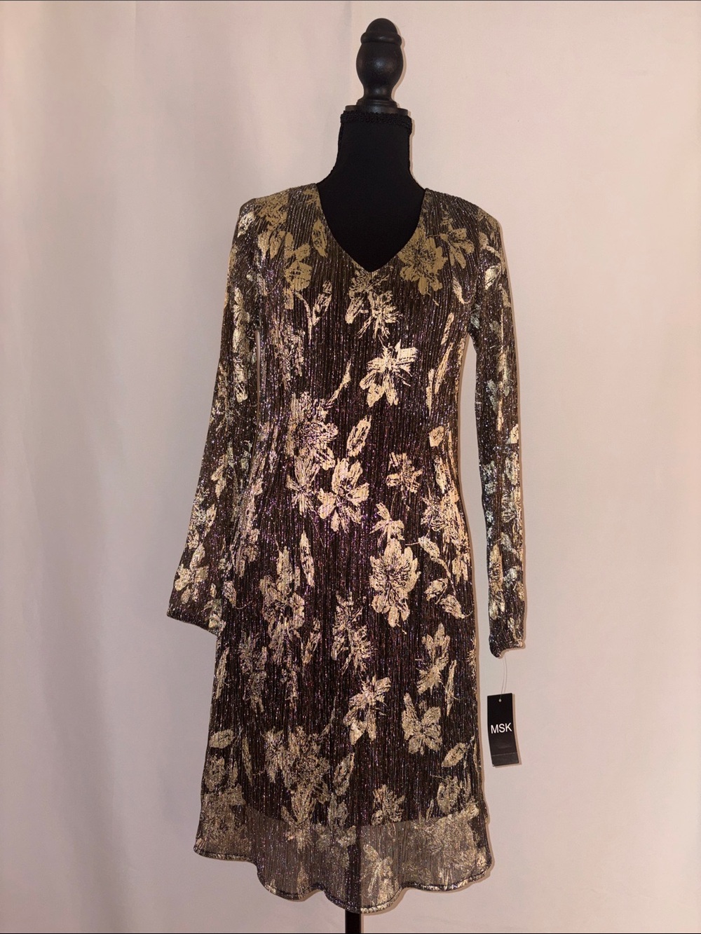 NWT MSK Gold Floral V-Neck Metallic Long Sleeve Dress